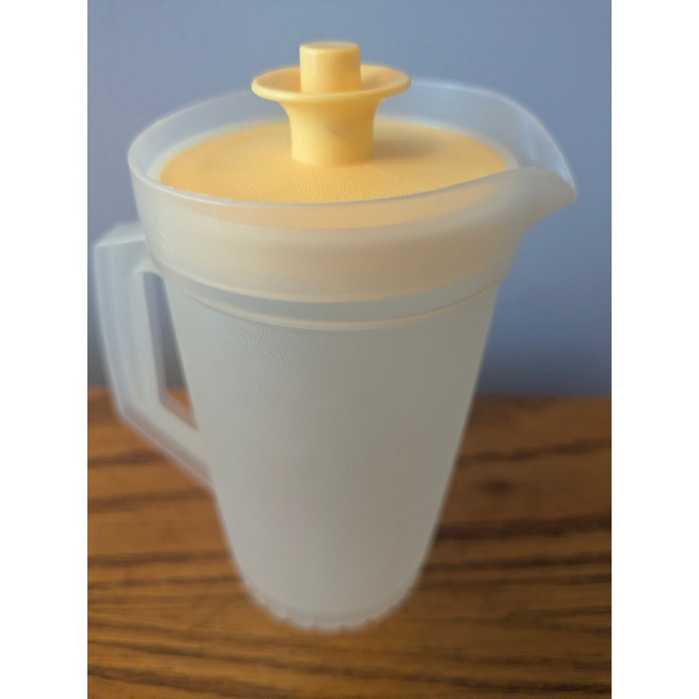 Vintage Tupperware Toy Mini Pitcher and Bowls Set Yellow Blue 6‎ Piece Mixed Lot - Picture 6 of 6